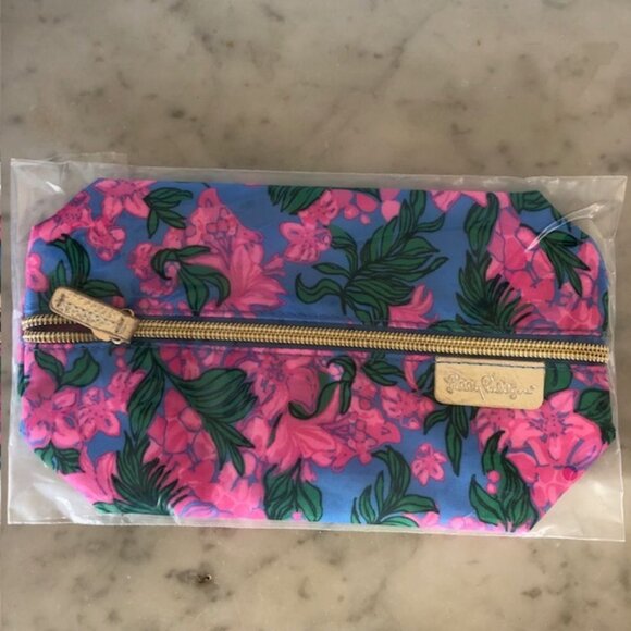 LILLY PULITZER Sketchbook & Pencil Case Cerise Pink Safari Sunset - Picture 5 of 10